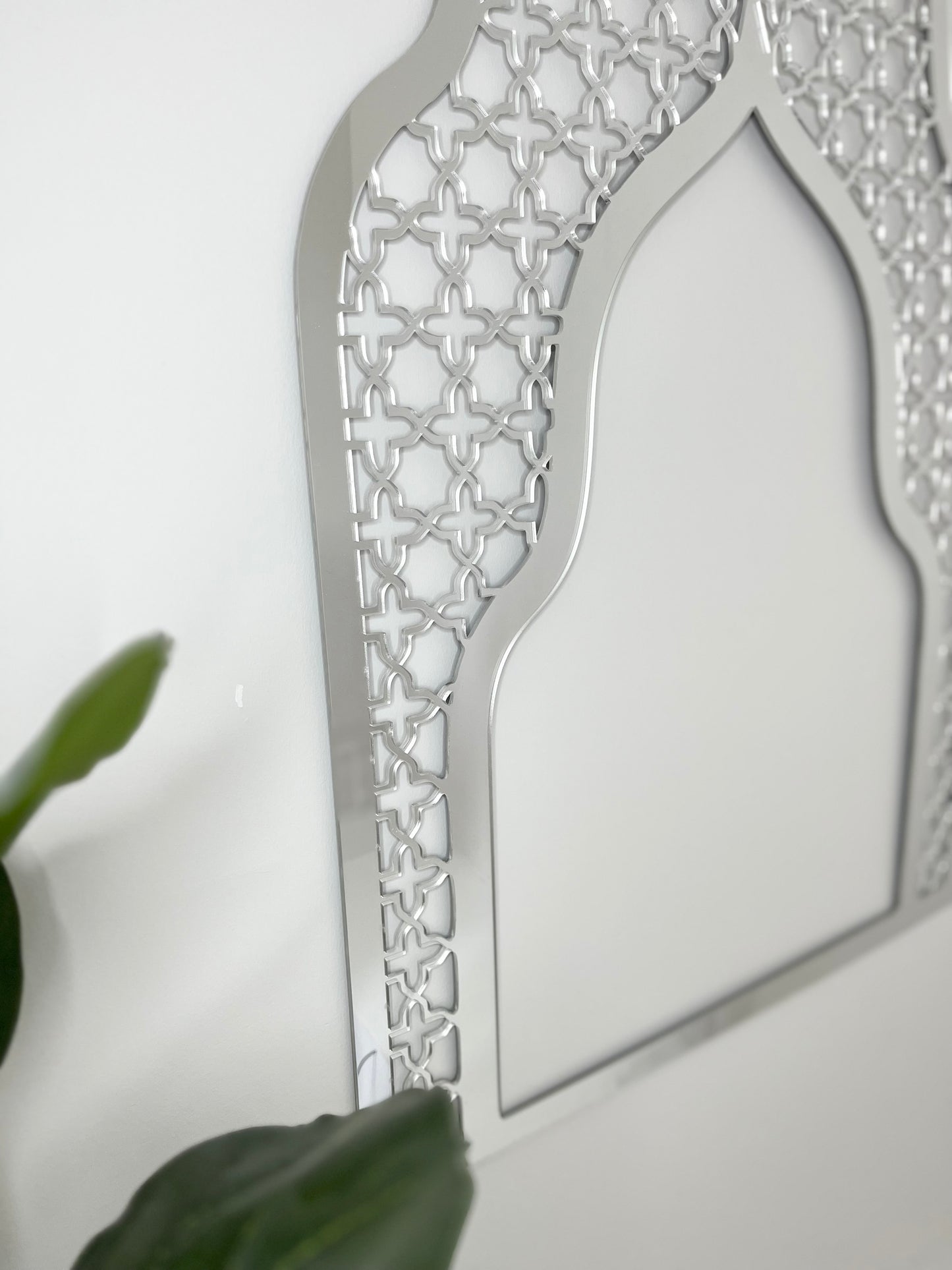 Mihrab Wall Piece - Silver